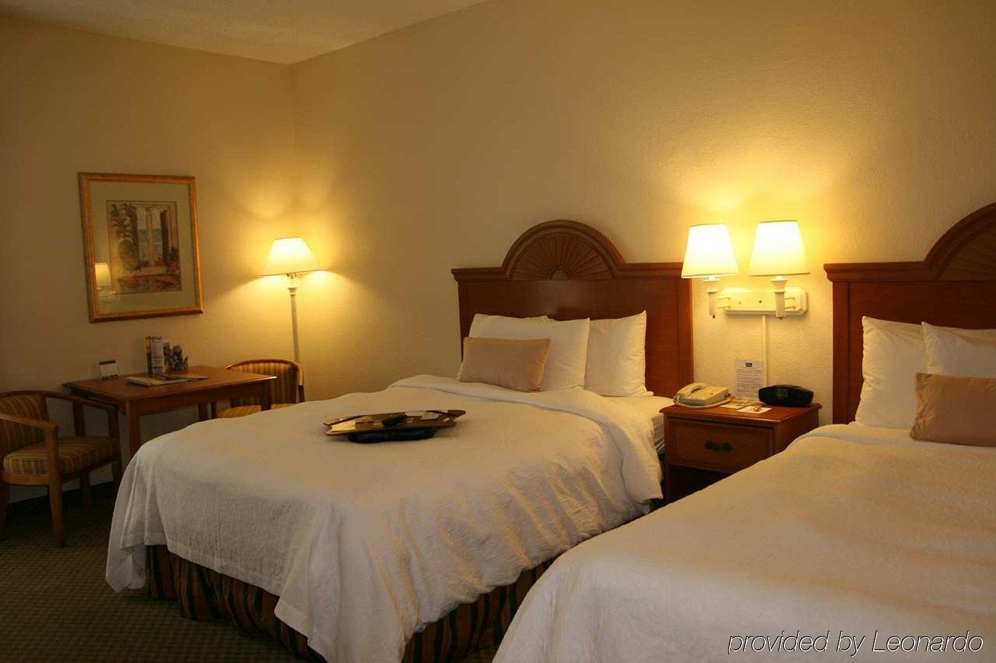 Hampton Inn & Suites Venice Bayside South Sarasota Номер фото